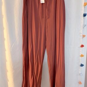 Abercrombie & Fitch Rust Pants - NWT
